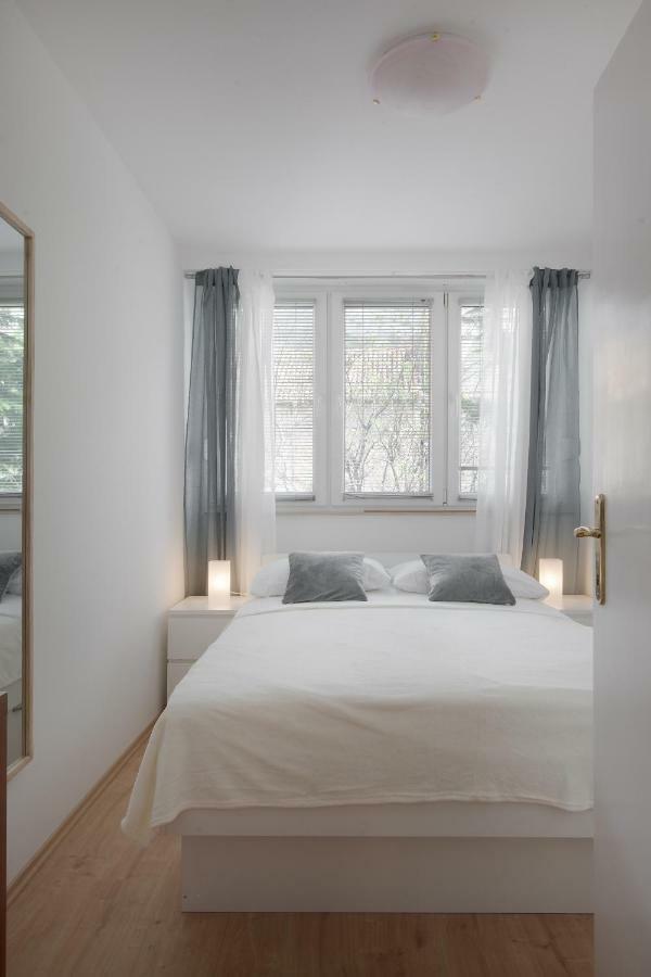 Apartment Gabriella มาคาร์สกา ภายนอก รูปภาพ