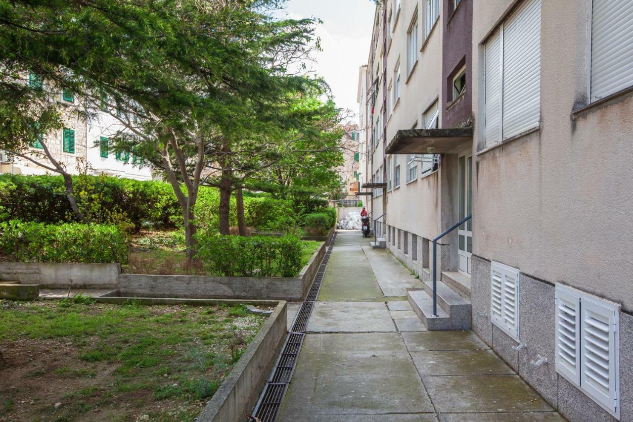 Apartment Gabriella มาคาร์สกา ภายนอก รูปภาพ
